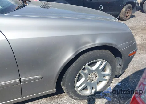 2003 Mercedes-Benz E 320 из США, поврежденный, VIN WDBUF65J63A170056